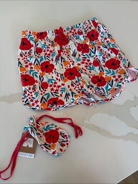 Boutique Floral Shorts in a pouch - Red Floral